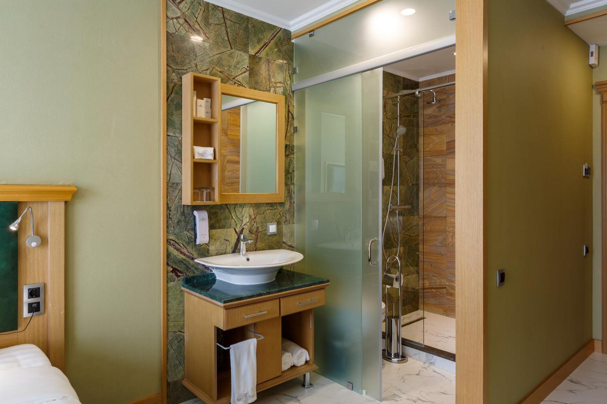 Shera Park Boutique Hotel Almatı Dış mekan fotoğraf